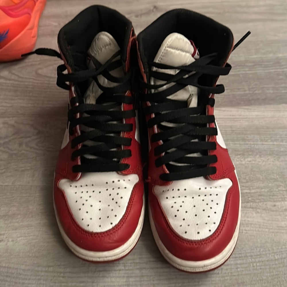 Jordan 1 high basketball sneakers size 8 nike